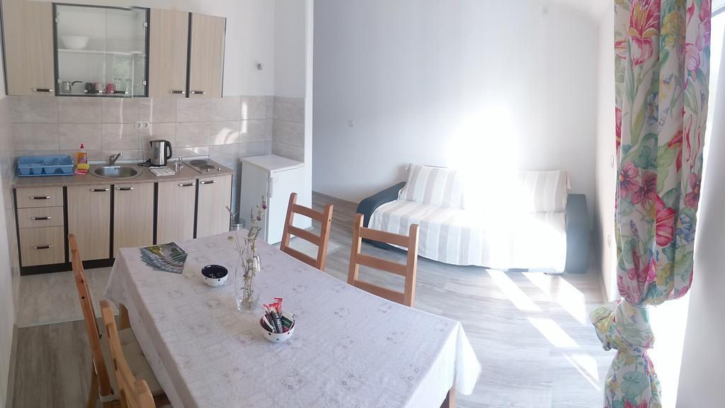 Apartments Sadina Skradin Exterior foto